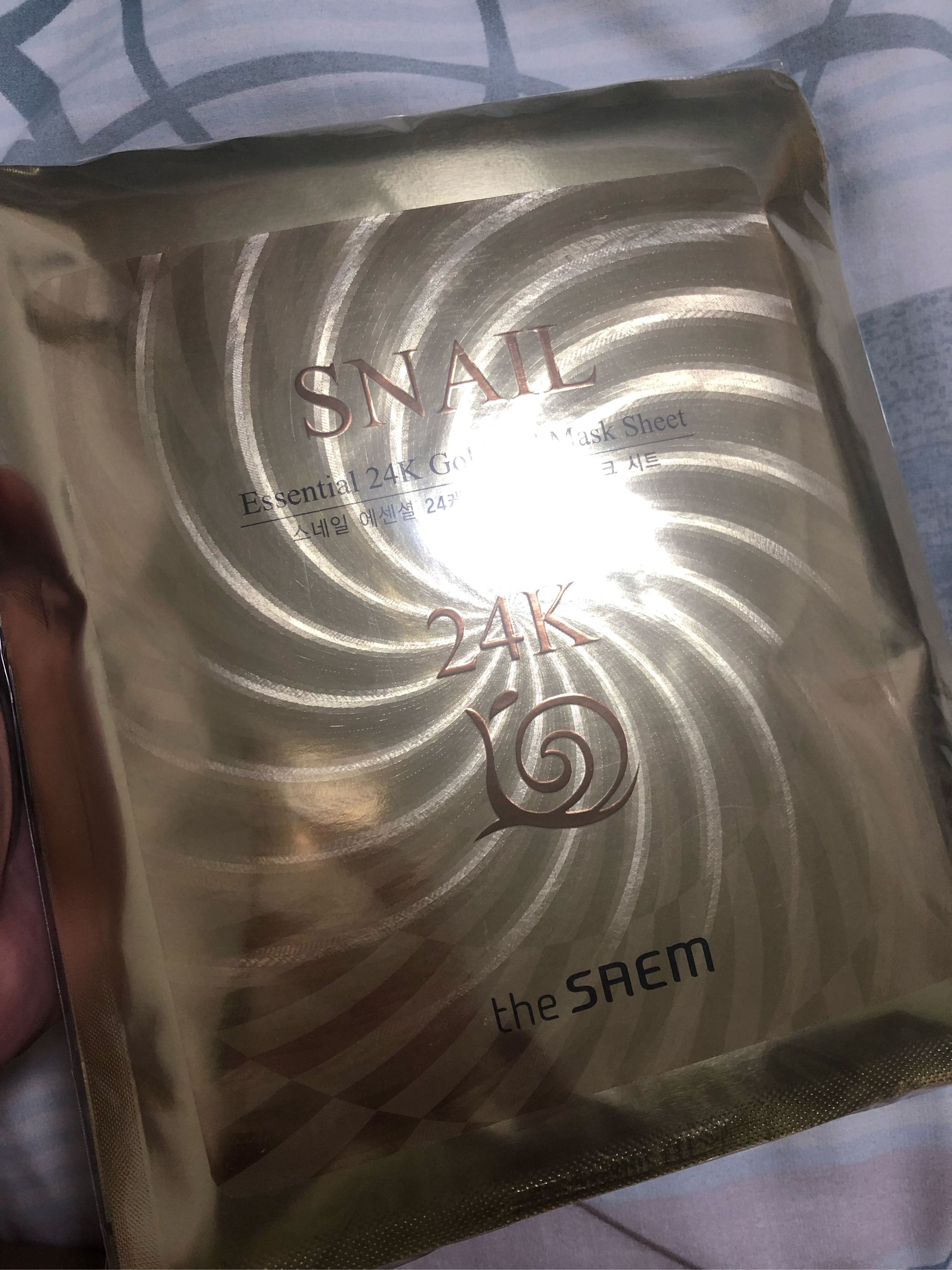 the SAEM 24K Gold Gel Mask Sheet 10枚入り
