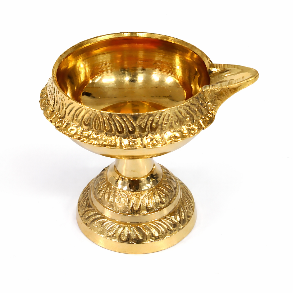 Traditional Brass Kubera Deepam with Stand | Kuber Diya Oil Lamp for Pooja Aarti Temple & Home Rituals (Pack of 1 | Height- 2.5 inch Width- 2 inch)