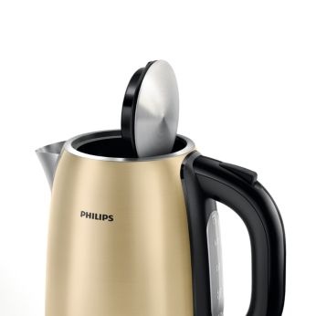 Spring lid with large opening for easy filling and cleaning