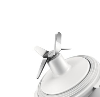 Detachable blender blade