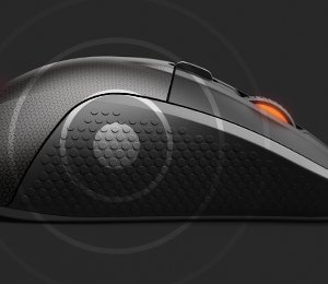 Rival 700 gaming mouse